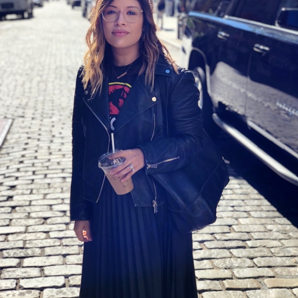 Meet your Posh Ambassador, Jennifer - Picture 4 of 8